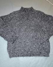 Pull noir gris en maille Kiabi 4 ans 