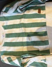 Pull vert ligné - taille 98/104