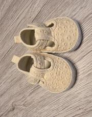 Chaussures bébé fleur 