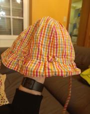 Chapeau été à carreaux 9-12 mois  