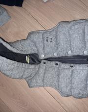 Manteau sans manche gris 
