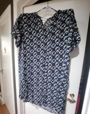 Robe noir damiers bleus/blancs