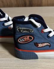 Basket M&S hotwheelz P23