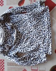 T-shirt léopard taille 18mois