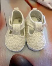 Chausson crème 18-19 