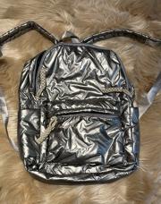 Sac à dos doré Neuf 