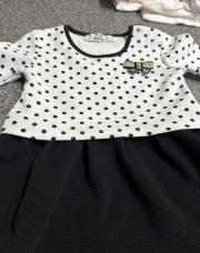 Robe noir et blanc à pois noir p’tit môme 6 mois 