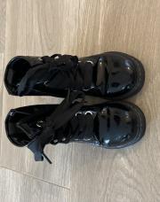 Bottes vernies noires 24 cyprès 