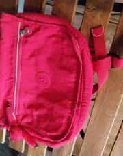 Cartable Kipling fushia avec petit singe 