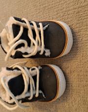 Chaussure naissance rembourrée 