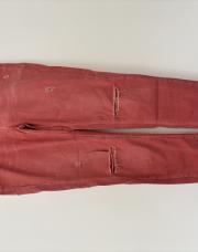 Jean trous framboise 