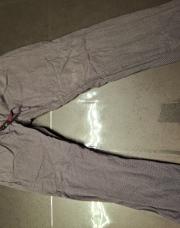 Pantalon fille gris noir a carreaux et fleur a la ceinture, La compagnie des petits, 5 ans