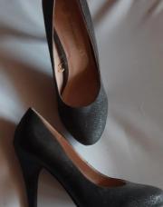 Chaussure à talon noire   pointure 39