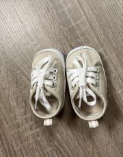 Chaussure 3/6M Kiabi beige 