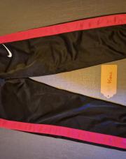 Jogging Nike 4/5 ans