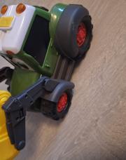 Tracteur vert son et lumière 