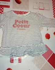 T-shirt petit coeur taille  9mois