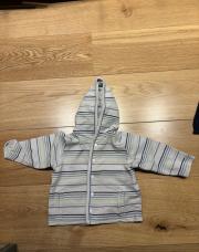 gillet à capuche GAP (6-12 mois)