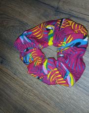 Chouchou neuf fait main motif perroquet 