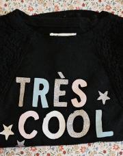 Blouse noir tres cool ABERCROMBIE kids M taille 10ans