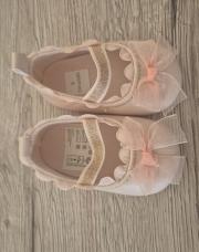 Chaussure rose 18