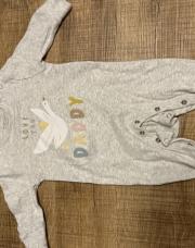 Pyjama gris Primark taille 3 mois 