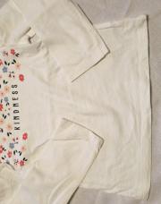 Blouse blanche kindness