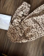 Robe 6 mois beige à fleurs 