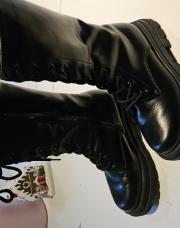 Bottes lacets avec tirette pointure 31