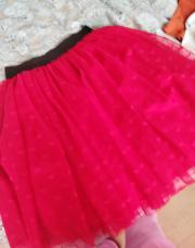 Jupe 12ans  rouge avec  des coeur 