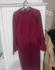 Robe bordeaux 