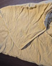 Cape de bain tigre jaune 