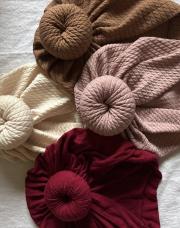 Lot de jolis bonnets 4 avec donuts 