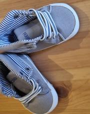 Chaussure nouveau ne obaibi 