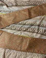 Pantalon, orange et doré zébré