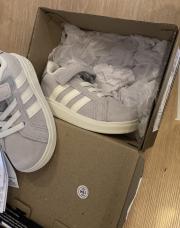 Basket Adidas gris nouveau 