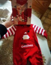 Pyj Noël m'y first christmas 3 mois + chaussettes + pantoufles