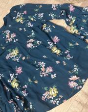 Blouse Bershka M vert fleurs 