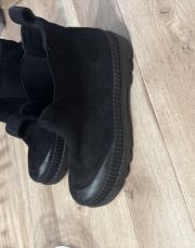 Bottines noires neuve 39 