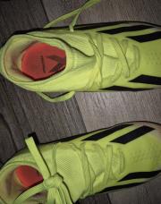 Chaussure de foot crazyfast pointure 32 
