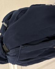 Gilet bleu à capuche 7ans 