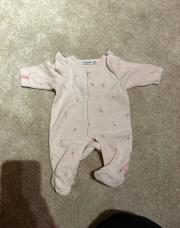 pyjama noukies rose avec volant 0 mois