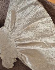 Robe doree 5 ans portée 1x