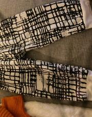 Pantalon noir et blanc 12mois