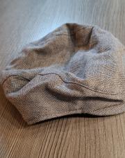 Casquette plate bleue