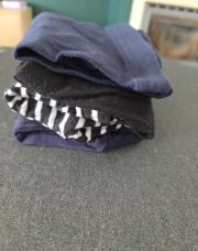 Lot 4 leggings foncés 1- 3 mois