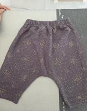 Pantalon sarouel gris à points dorés - Kiabi 3 mois