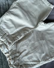 Short beige ZARA 6 ans