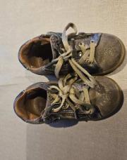 Chaussure bellami brune taille 22