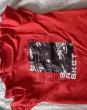 T-shirt 8ans basket rouge